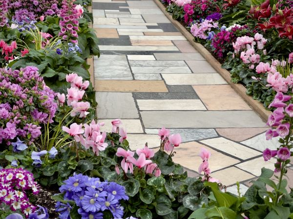 Garden Path Installation in Huntersville